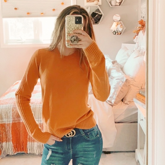 Vince Sweaters - 🍁Vince 100% cashmere cozy orange pumpkin sweater